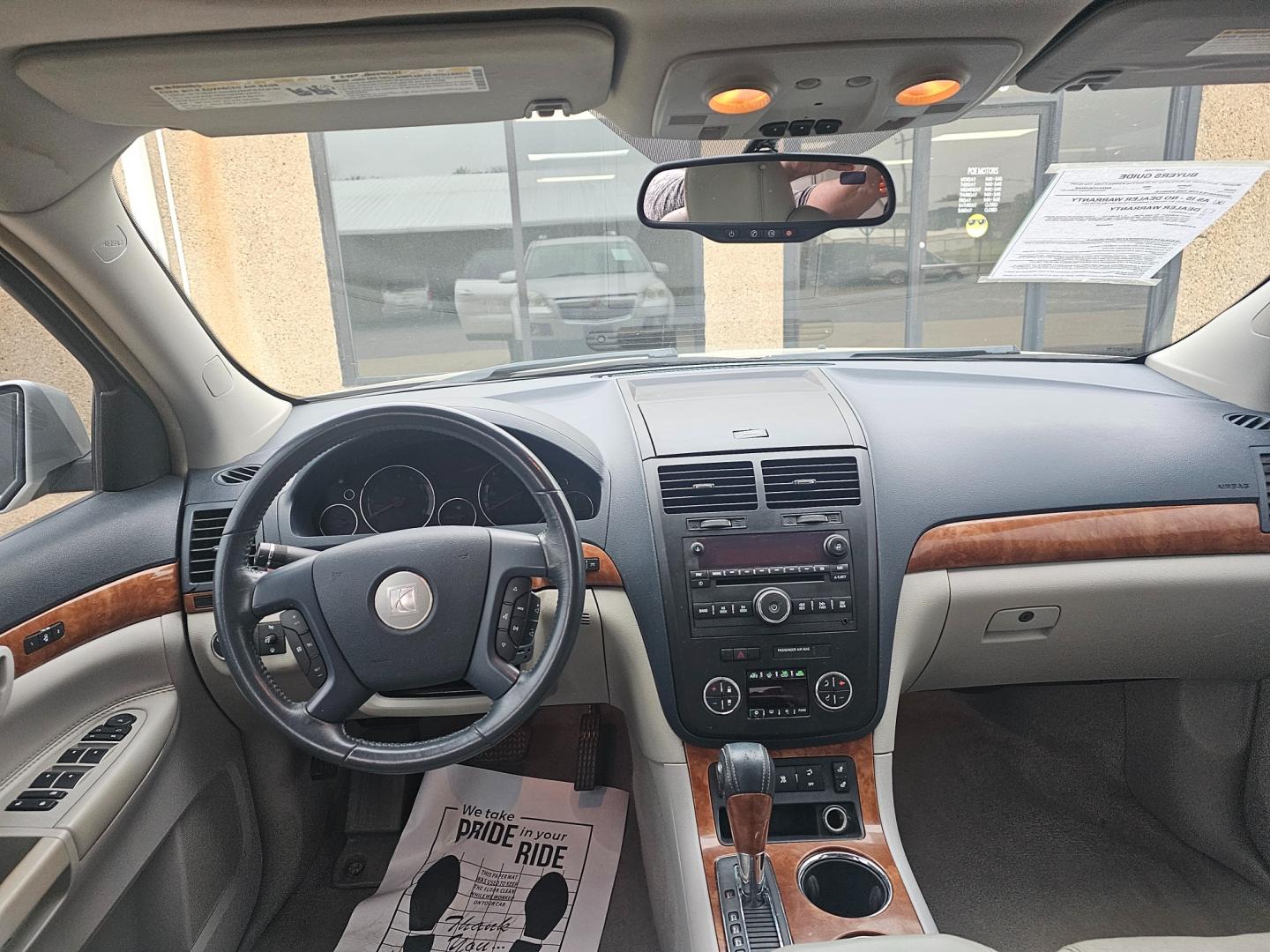 2008 SILVER Saturn Outlook XR (5GZER33798J) with an 3.6L V6 engine, 6-Speed Automatic transmission, located at 533 S Seven Points BLVD, Seven Points, TX, 75143, (430) 255-4030, 32.313999, -96.209351 - Photo#4